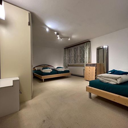דיסנטיס Hotel Pez Ault מראה חיצוני תמונה