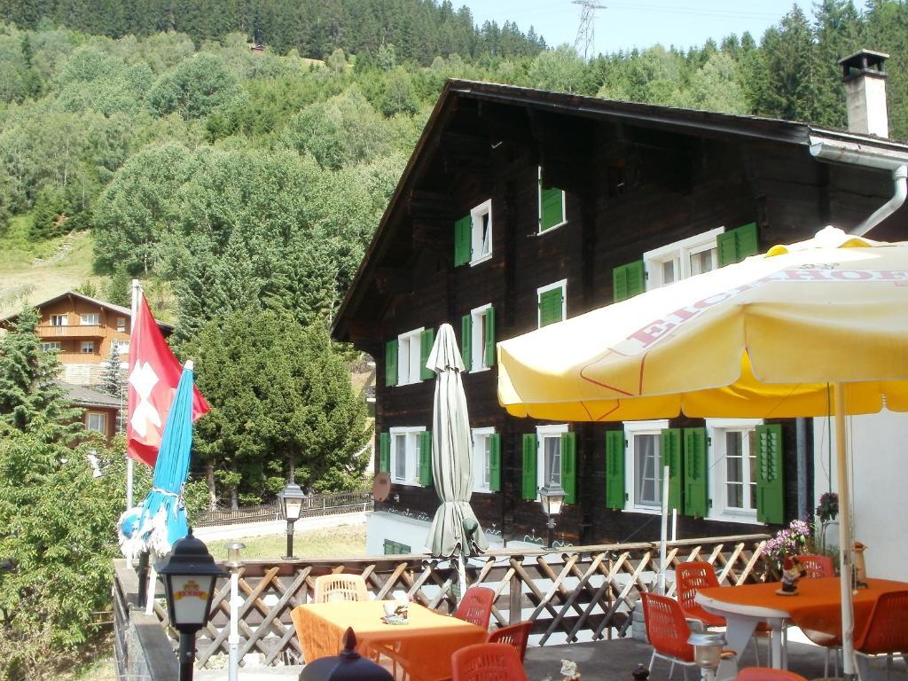 דיסנטיס Hotel Pez Ault מראה חיצוני תמונה