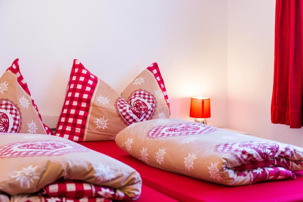 דיסנטיס Hotel Pez Ault חדר תמונה
